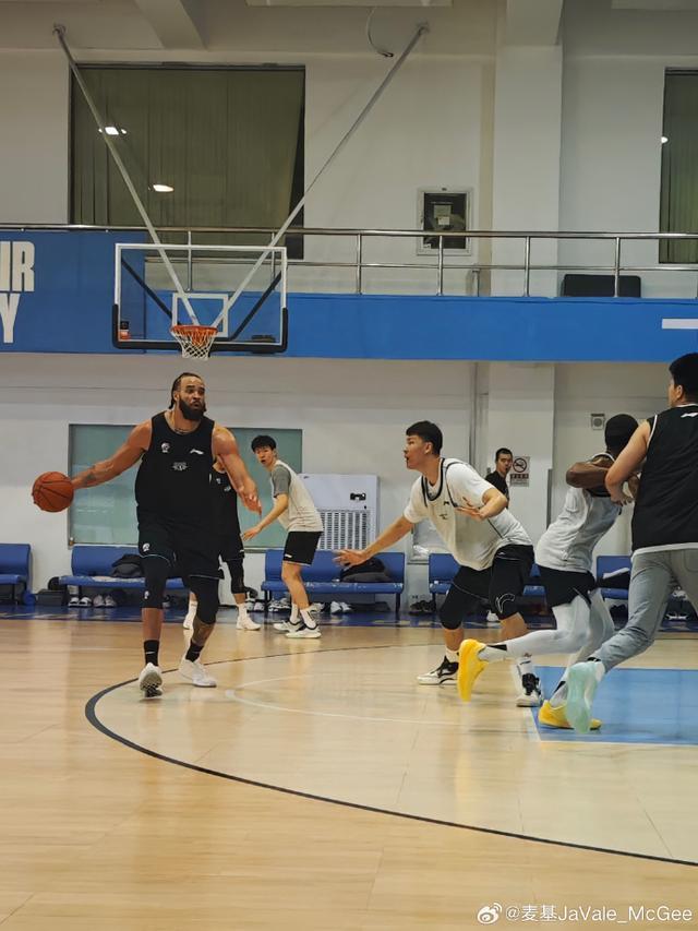 CBA|麦基注册成功今晚迎来北汽男篮首秀